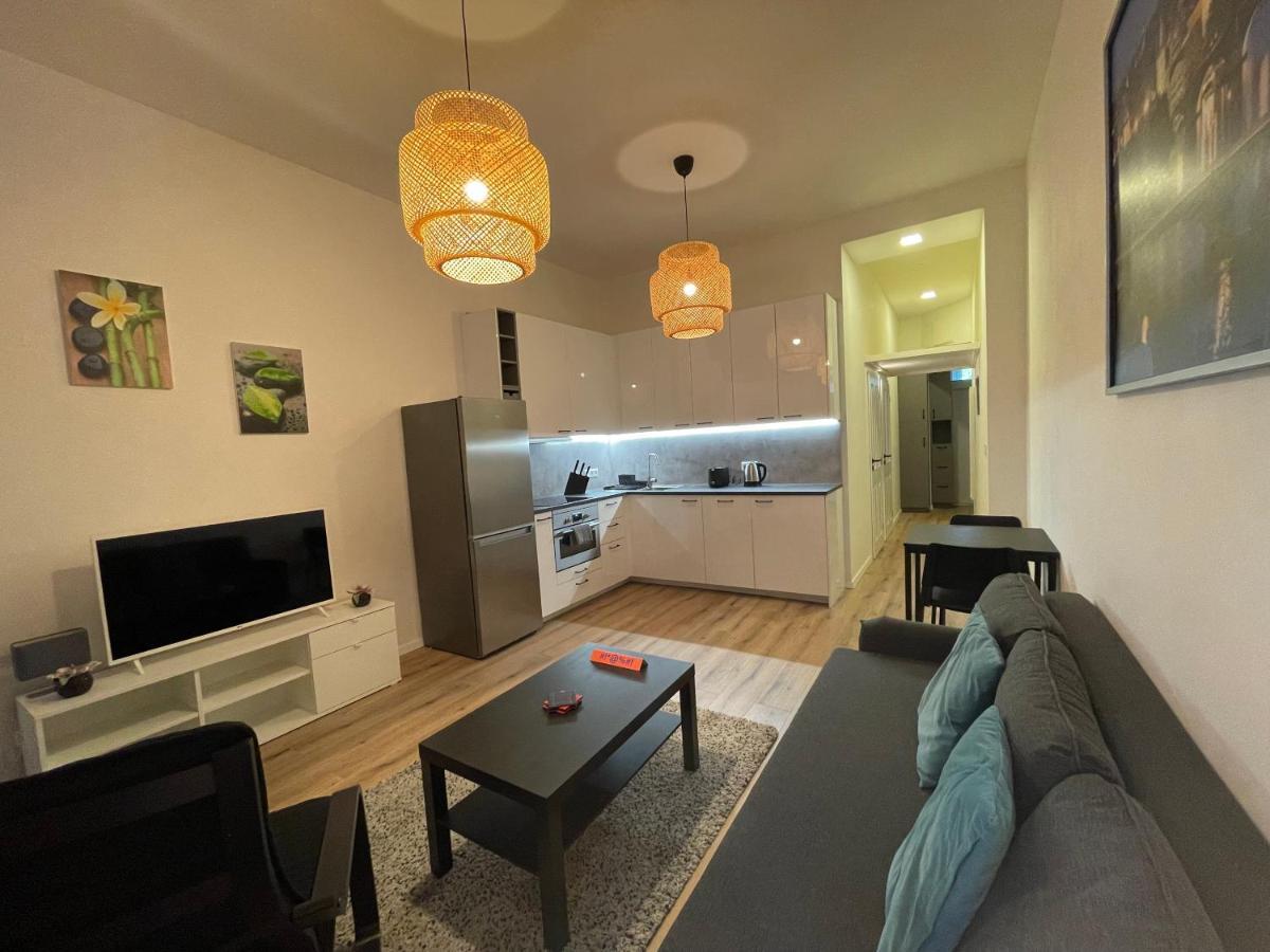 Andrews Cosy Apartment Prague Exterior photo